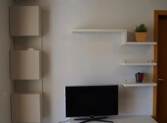 Victoria's Sea-cret Apartment